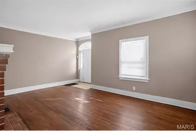 437 S Clark Avenue, Saint Louis, MO 63135 - Photo 8