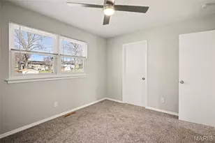 5319 Ville Angela Ln, Hazelwood, MO 63042 - Photo 8