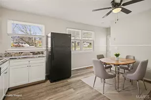 5319 Ville Angela Ln, Hazelwood, MO 63042 - Photo 18