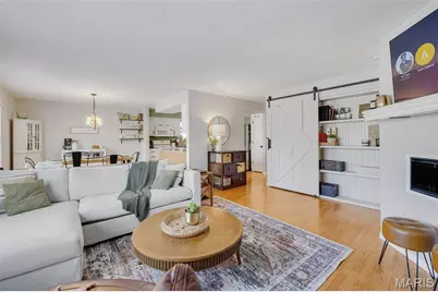 2301 Pheasant Run Drive, Maryland Heights, MO 63043 - Photo 4