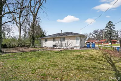 8350 Hill Avenue, Saint Louis, MO 63121 - Photo 6