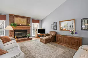 9560 Banyon Tree Ct, Saint Louis, MO 63126 - Photo 4