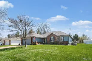 9560 Banyon Tree Ct, Saint Louis, MO 63126 - Photo 2