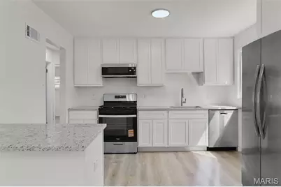 8210 Marvale Lane, Saint Louis, MO 63123 - Photo 14