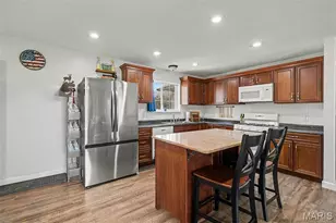 110 Rock Bridge Rd, Villa Ridge, MO 63089 - Photo 8