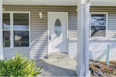 2 Country Lane, Warrenton, MO 63383 - Photo 2