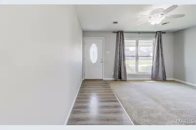 2 Country Lane, Warrenton, MO 63383 - Photo 8