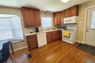 2817 Hilldale Ave, Brentwood, MO 63144 - Photo 2