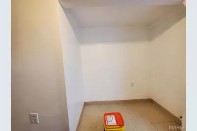 2817 Hilldale Avenue, Brentwood, MO 63144 - Photo 38