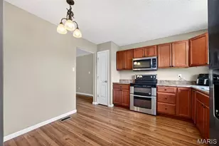 212 Mill Pond Dr, O'Fallon, MO 63366 - Photo 12