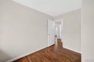 7243 General Sherman Ln, Saint Louis, MO 63123 - Photo 12