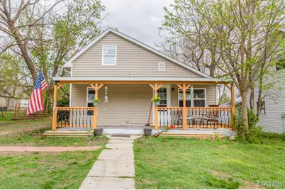 363 N Jackson Avenue, Lebanon, MO 65536 - Photo 1