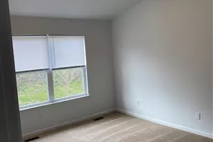 431 Peregrine Ct, Winfield, MO 63389 - Photo 12