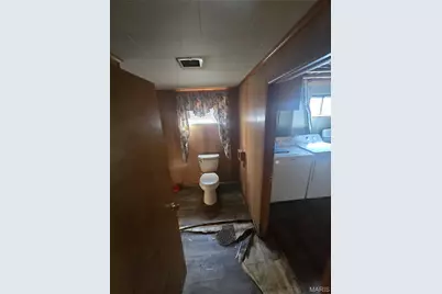 9732 Gloucester Drive, Saint Louis, MO 63137 - Photo 14