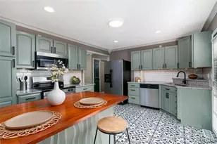 1770 Beverly Dr, Florissant, MO 63031 - Photo 12