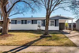 1770 Beverly Dr, Florissant, MO 63031 - Photo 2