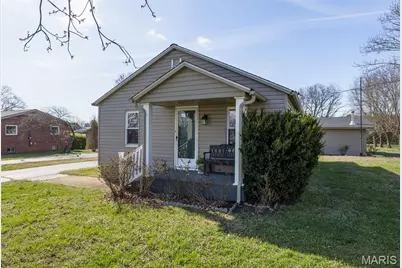 1420 E Chestnut Street, Desloge, MO 63601 - Photo 2