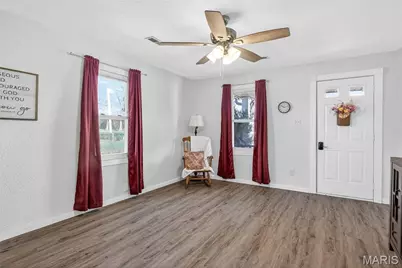 1420 E Chestnut Street, Desloge, MO 63601 - Photo 8