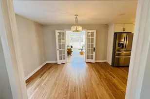 9366 White Ave, Brentwood, MO 63144 - Photo 8