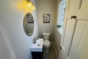 9366 White Ave, Brentwood, MO 63144 - Photo 12