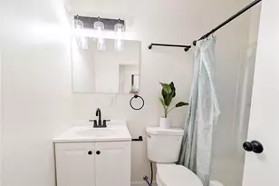 8835 Sumter Dr, Saint Louis, MO 63136 - Photo 12