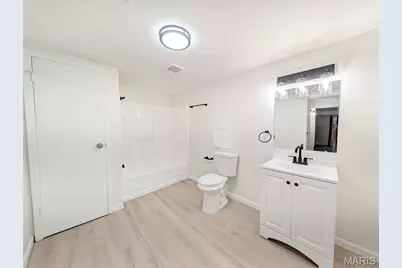 8835 Sumter Drive, Saint Louis, MO 63136 - Photo 18