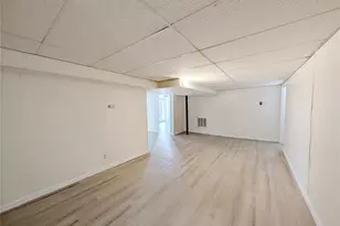 8835 Sumter Dr, Saint Louis, MO 63136 - Photo 16