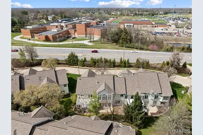2316 Picardy Place Drive, Chesterfield, MO 63017 - Photo 18