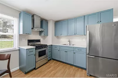 25 Delord Avenue, Maryland Heights, MO 63043 - Photo 8