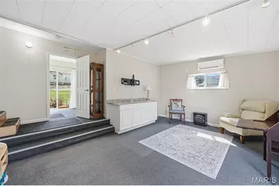 25 Delord Avenue, Maryland Heights, MO 63043 - Photo 22