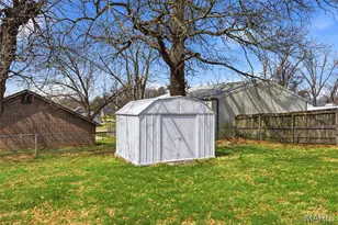 25 Delord Ave, Maryland Heights, MO 63043 - Photo 30