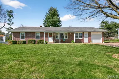 282 Diekamp Lane, Saint Charles, MO 63303 - Photo 2