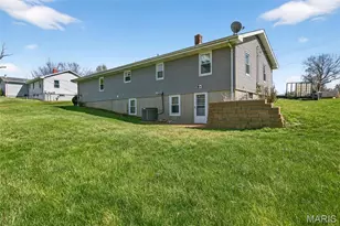 282 Diekamp Ln, Saint Charles, MO 63303 - Photo 28