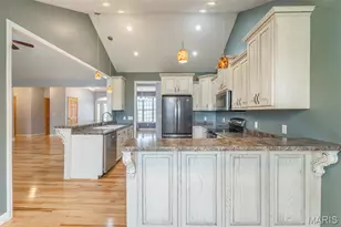 6200 Pinecrest Dr, Poplar Bluff, MO 63901 - Photo 12