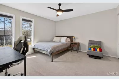 623 Kenilworth Lane, Ballwin, MO 63011 - Photo 32