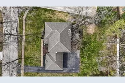 623 Kenilworth Lane, Ballwin, MO 63011 - Photo 44