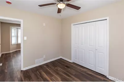 6019 Jackson Avenue, Berkeley, MO 63134 - Photo 8