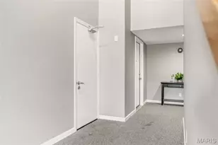 2315 Seven Pines Dr, Saint Louis, MO 63146 - Photo 2