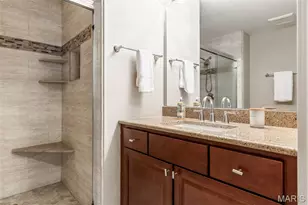 2315 Seven Pines Dr, Saint Louis, MO 63146 - Photo 14