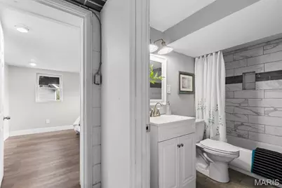 9509 Trescott Avenue, Overland, MO 63114 - Photo 18