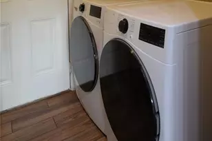 11478 Pineview Crossing Dr, Maryland Heights, MO 63043 - Photo 20