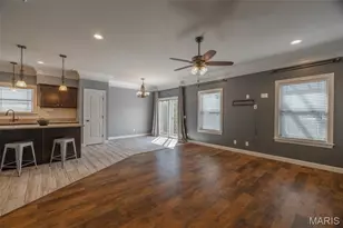 405 Middleton Dr, Wentzville, MO 63385 - Photo 2