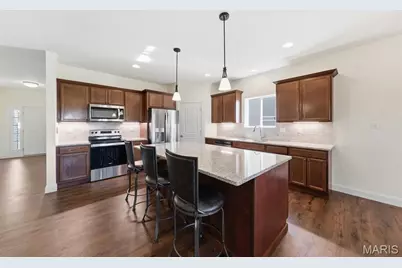 506 Columbia Downs Drive, Lake Saint Louis, MO 63367 - Photo 6