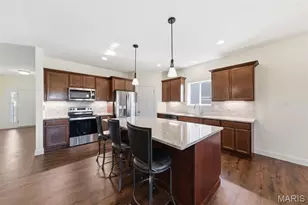 506 Columbia Downs Dr, Lake Saint Louis, MO 63367 - Photo 6