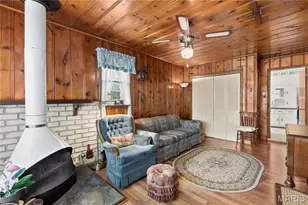 14 Elwood Ct, Florissant, MO 63031 - Photo 6