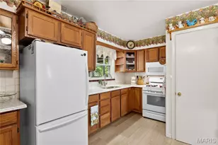 14 Elwood Ct, Florissant, MO 63031 - Photo 8