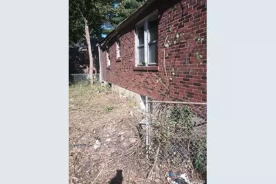 826 Walters Drive, Ferguson, MO 63135 - Photo 2