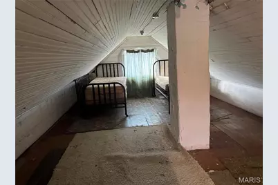 6818 Salzburger Avenue, Saint Louis, MO 63116 - Photo 8