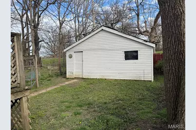 6818 Salzburger Avenue, Saint Louis, MO 63116 - Photo 10