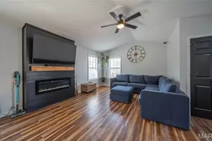 15654 Tundra St, St Robert, MO 65584 - Photo 4